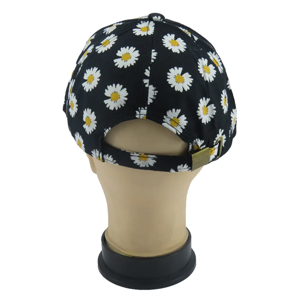 کلاه ت گل بابونه