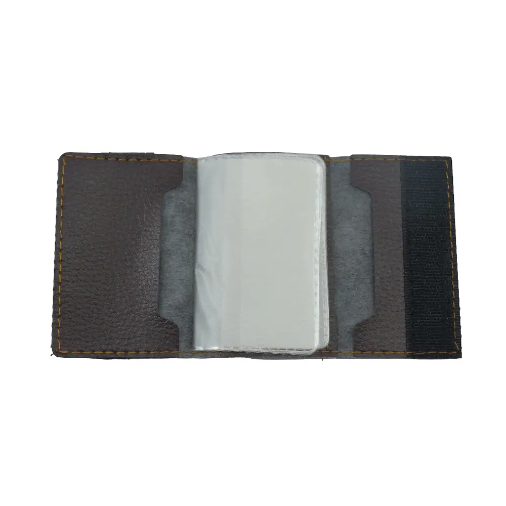 جاکارتی چسبی فروهر